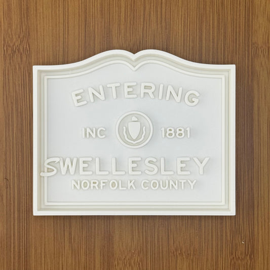 Entering Swellesley Plaque